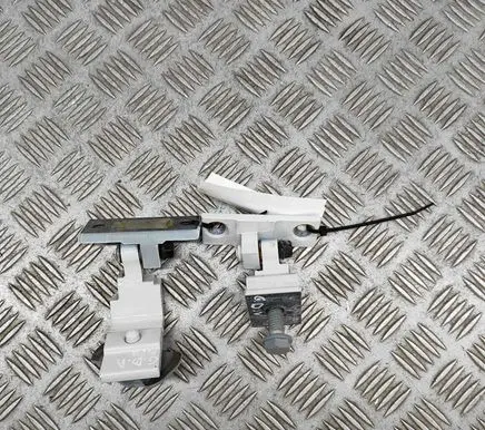 BMW X6 F16 Rear door upper hinge 7377550 7200244