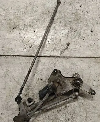 Mitsubishi Grandis Front wiper linkage and motor