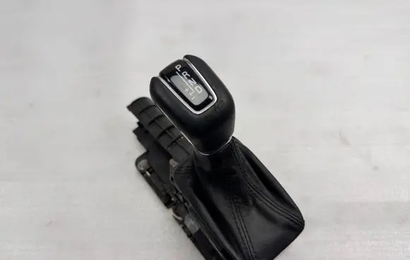 Volvo XC90 Gear shifter/selector 31437769