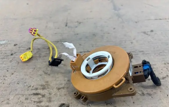 Alfa Romeo Giulietta Airbag slip ring squib (SRS ring) 59001157