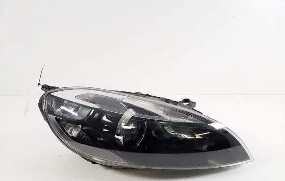Volvo V40 Headlight/headlamp 31420008
