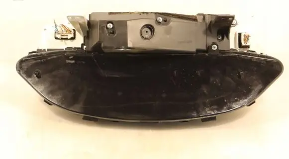 Toyota Yaris Clock 838000D660D