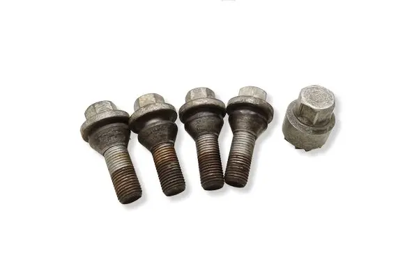 Volvo S90, V90 Anti-theft wheel nuts and lock 