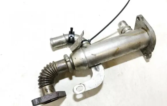 Volvo C30 EGR valve cooler 8653691 993062H
