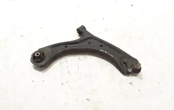 KIA EV6 Front lower control arm/wishbone 54501-CV000