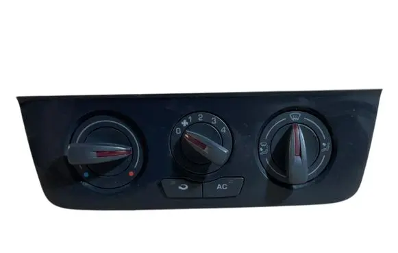 Seat Ibiza IV (6J,6P) Climate control unit 6J0820045 90151372