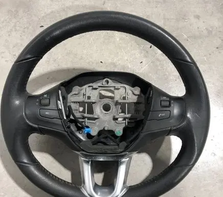 Peugeot 208 I Steering wheel 98084115ZD