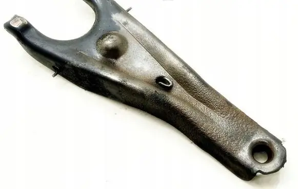 Mazda B series UF Clutch release arm fork 7496011108