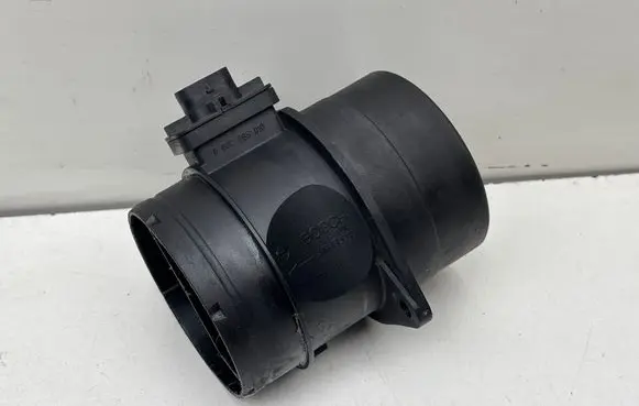 Audi A4 S4 B8 8K Mass air flow meter 03L906461A 0281002956