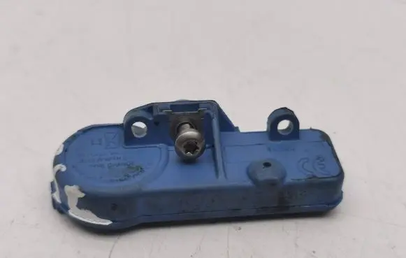 Chevrolet Trax Tire pressure sensor 22853740