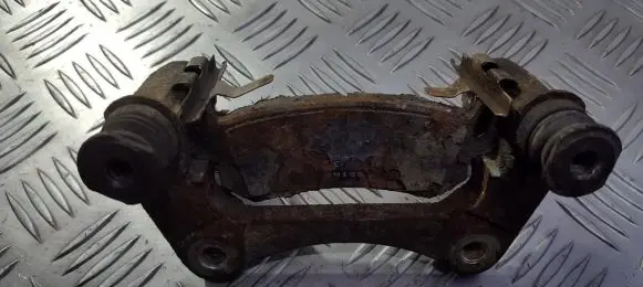 Chevrolet Lacetti Rear brake caliper