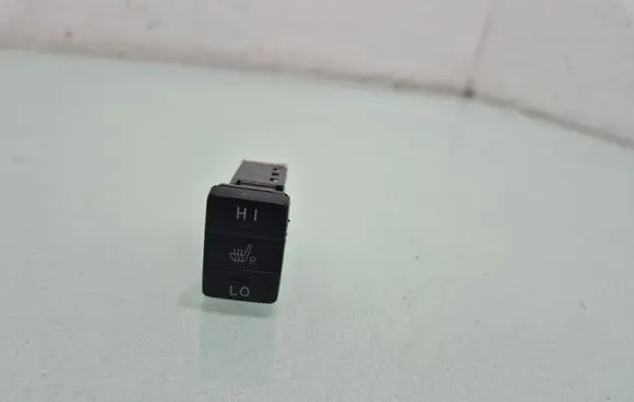 Toyota RAV 4 (XA40) Seat heating switch 191690