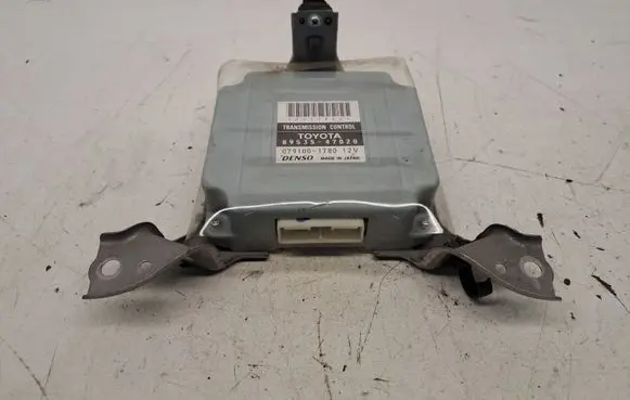 Toyota Prius (XW20) Gearbox control unit/module 8953547020