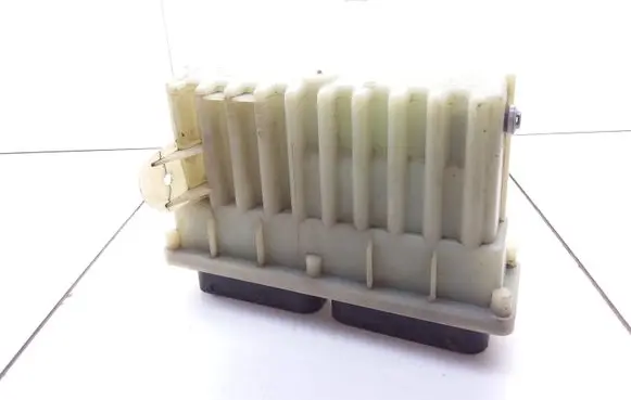 Opel Astra G Coolant fan relay ID252619 09131732