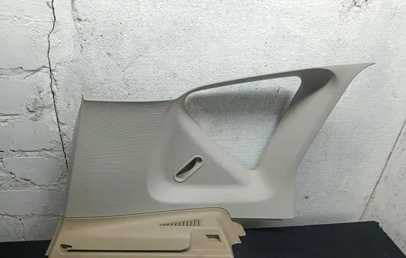 Mercedes-Benz A W169 (C) pillar trim A1696900525