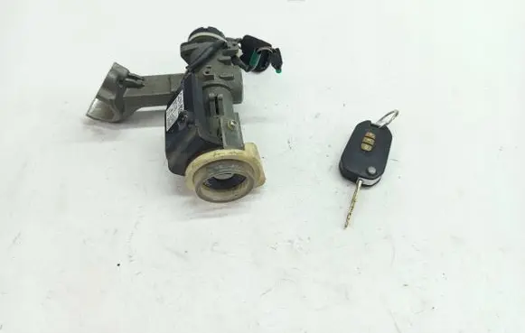 Chevrolet Captiva Ignition lock 96673458