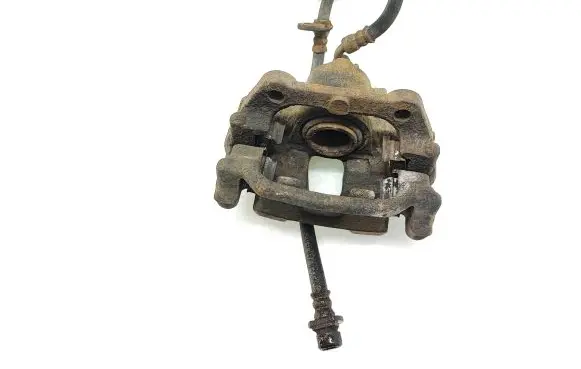 Honda CR-V Rear brake caliper