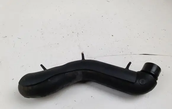 Mercedes-Benz B W245 Breather hose/pipe A6400101182