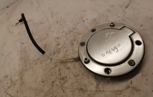 Audi TT Mk1 Fuel tank filler cap 8N0809