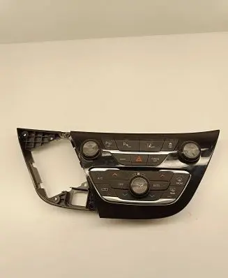 Chrysler Pacifica Climate control unit P6EV321X8AB T234720030 P6EV221X8AB