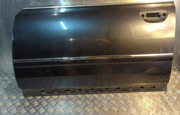 Audi A8 S8 D3 4E Front door