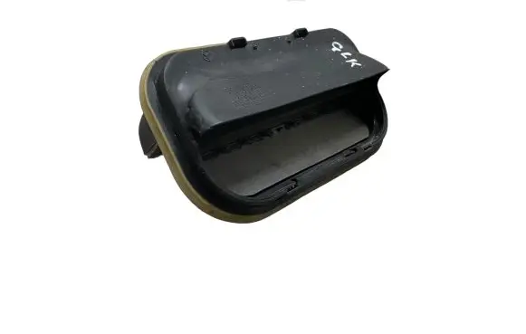 Mercedes-Benz GLK (X204) Quarter panel pressure vent A2048300442