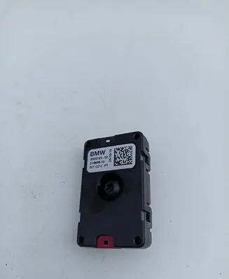 BMW 7 G11 G12 Aerial antenna amplifier 21889810 9325723