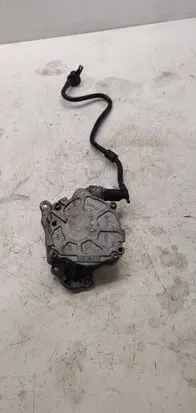Volkswagen PASSAT B7 Vacuum pump 03L145100F