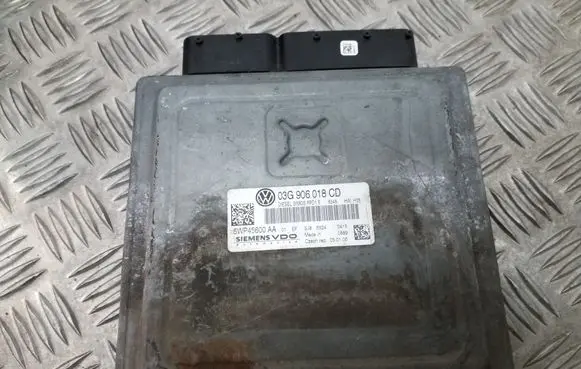 Volkswagen PASSAT B6 Engine control unit/module ECU 03G906018CD 5WP45600AA