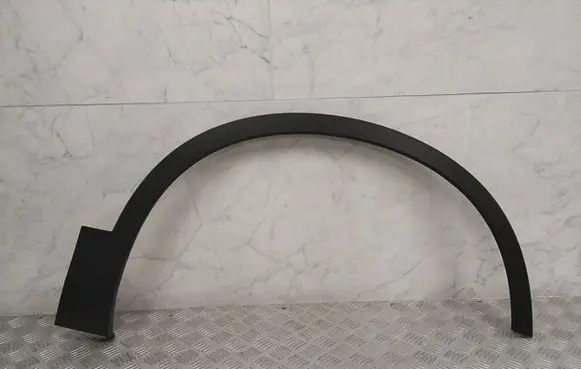 Volvo XC40 Front arch trim 31448345