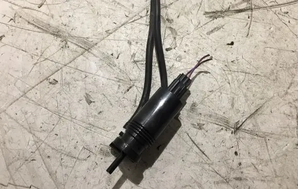 Land Rover Range Rover L405 Windscreen/windshield washer pump