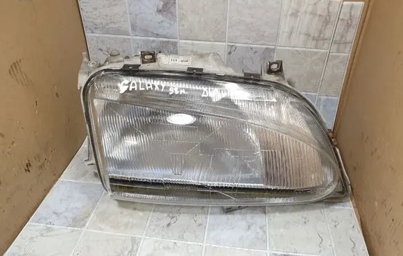 Ford Galaxy Headlight/headlamp 205319B