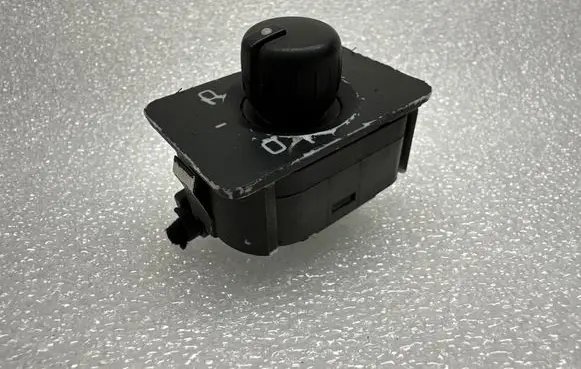 Audi A6 Allroad C5 Wing mirror switch 4B0959551B 4301