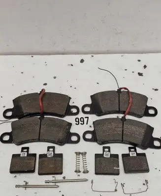 Ferrari F12 Berlinetta Brake pads (rear) 70003759