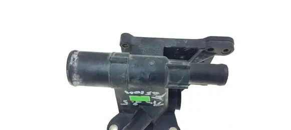 Ford Fusion II Engine coolant pipe/hose 6S4G8K556AA