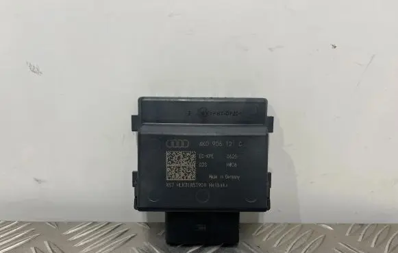 Audi Q7 4M Fuel injection pump control unit/module 4K0906121C