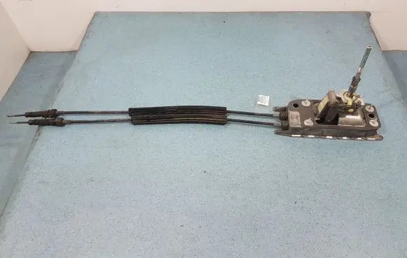 Volkswagen Golf IV Gear selector/shifter in gearbox 1k0711061A