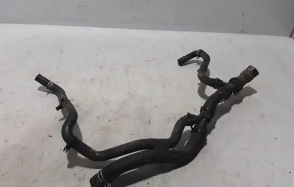 Smart ForFour II W453 Engine coolant pipe/hose 215032629R