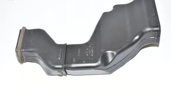 BMW i3 Cabin air duct channel 9311088 9309550