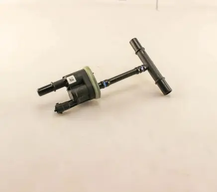 Ford Kuga III Engine mount vacuum valve HU5A9Y477AB