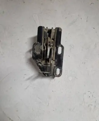 Loading door lock