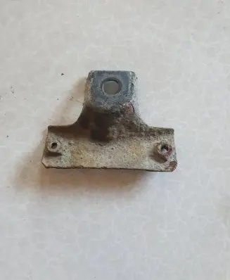 Mercedes-Benz R W251 Muffler mount bracket/holder A2514900140
