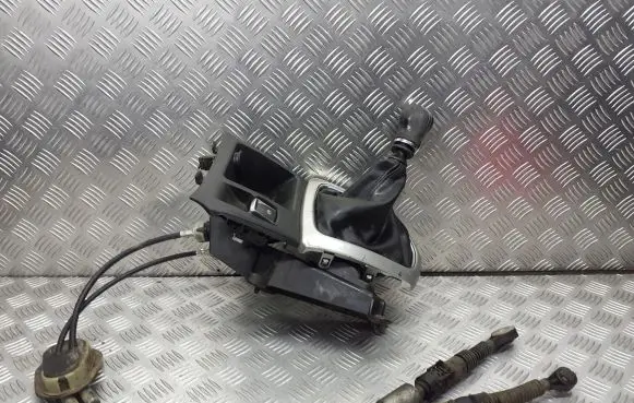 Nissan Qashqai Gearbox retarder lever 