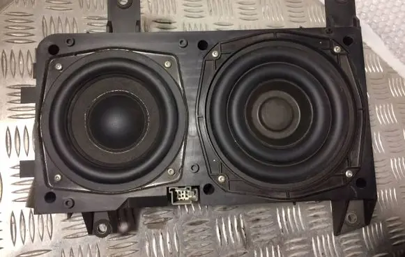 Volvo S40, V40 Subwoofer speaker 30630167