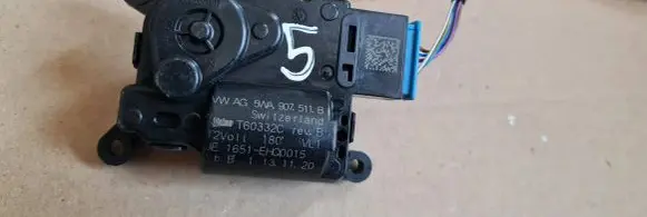 Audi A3 8Y Air flap motor/actuator 5WA907511B T60332C 1651EHQ0015