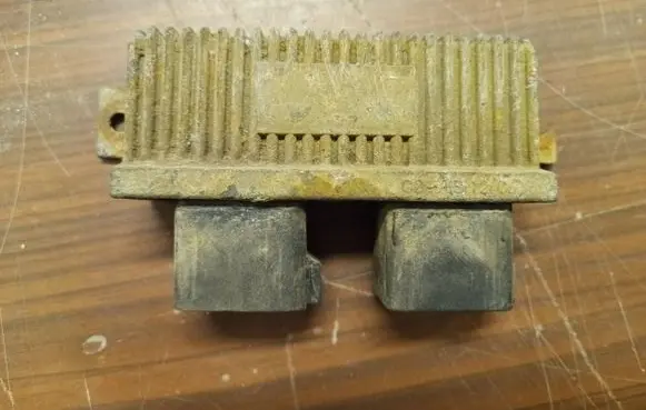 Renault Espace - Grand espace IV Glow plug pre-heat relay 8200054946 8200054946b