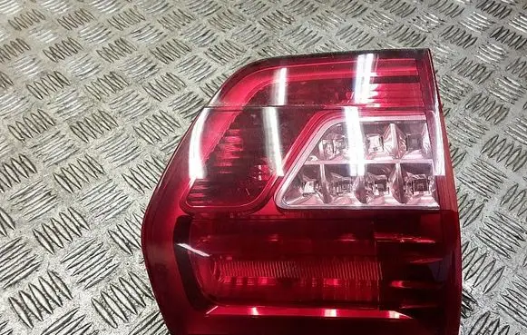 Citroen C5 Tailgate rear/tail lights 9671811480