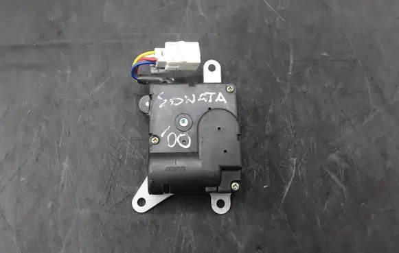 Hyundai Sonata Air flap motor/actuator NOCODE