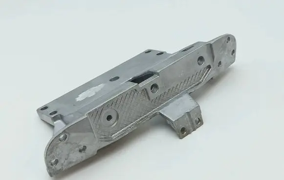 Microcar M.GO Engine mounting bracket 0131811 1008210