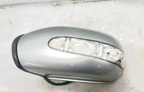 Mercedes-Benz E W211 Front door electric wing mirror 413133418